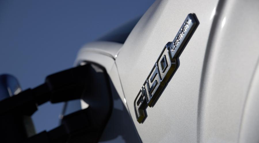  Ford F-150 Lariat 2013 года  (фото 8 из 23)